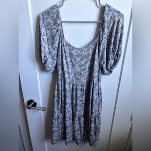 Carly Jean Los Angeles Haven Dress Grey with beautiful flower print size L